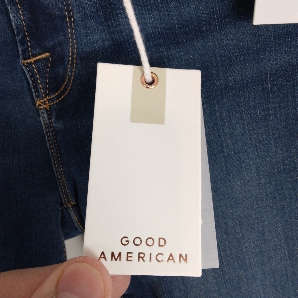 NWT Good American Good Waist Crop Raw Edge Jean Size 24 - Picture 11 of 11